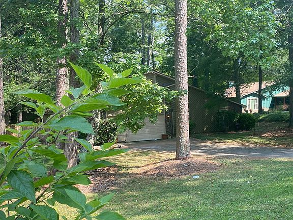 3rd image of 4204 Reef Rd