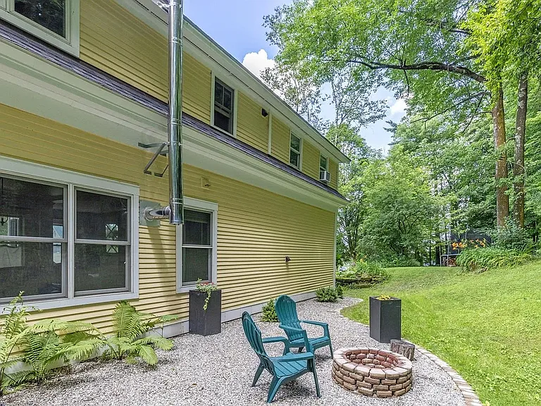 856 Pucker St — Photo 26