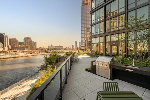 Rented by Brookfield (Funnel) | media 35