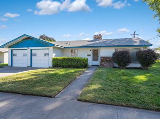 952 N Perry St, Kennewick, WA 99336