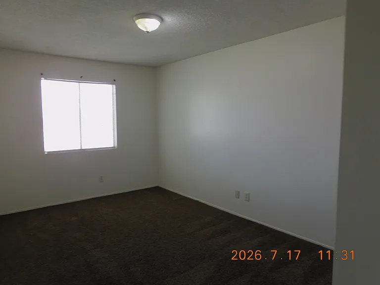 1276 W 20th Pl — Photo 8