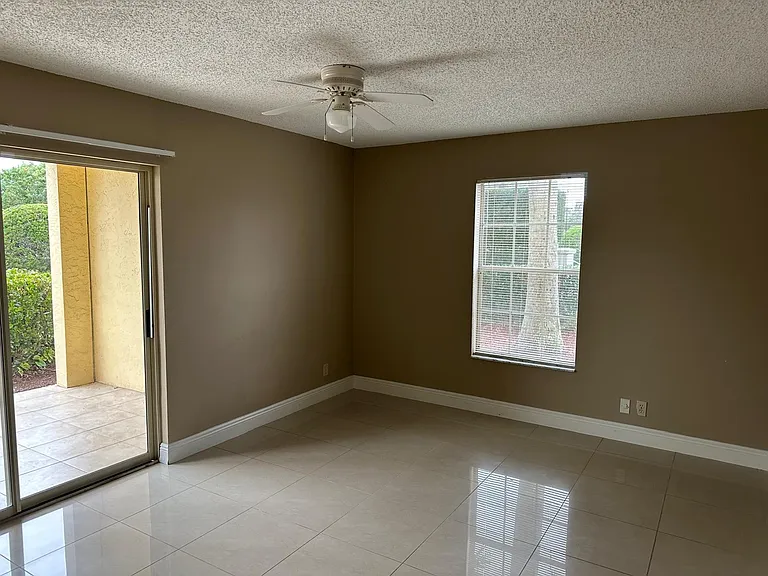 6283 La Costa Dr #D — Photo 5