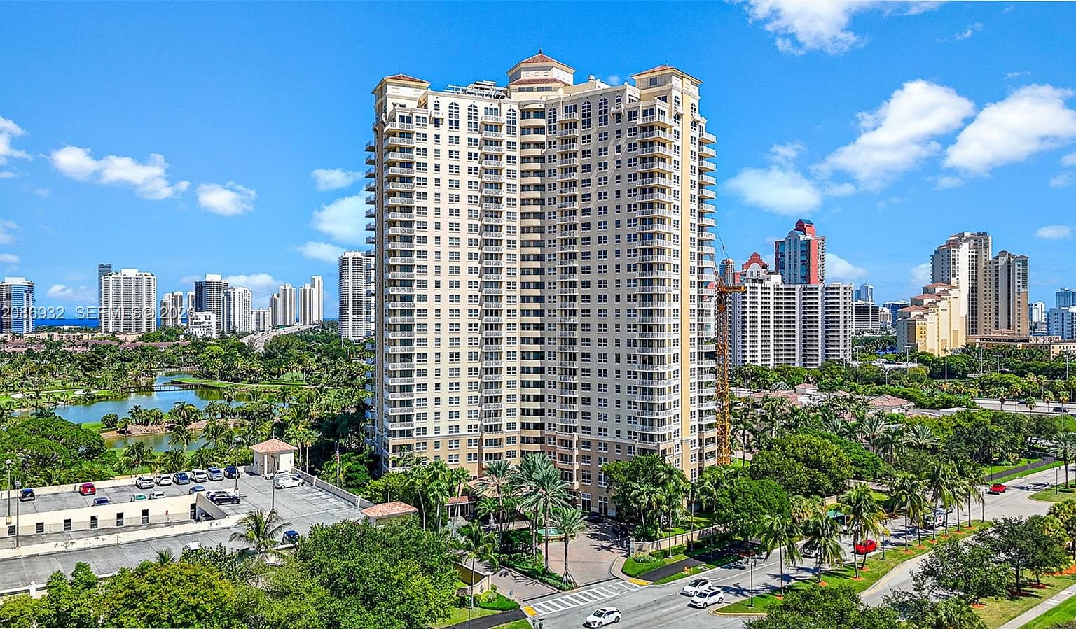 19501 W Country Club Dr APT 1508 — Turnberry Isle Resort