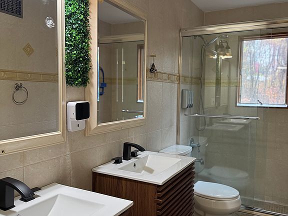 4th image of 10 Oceanview Ln #1