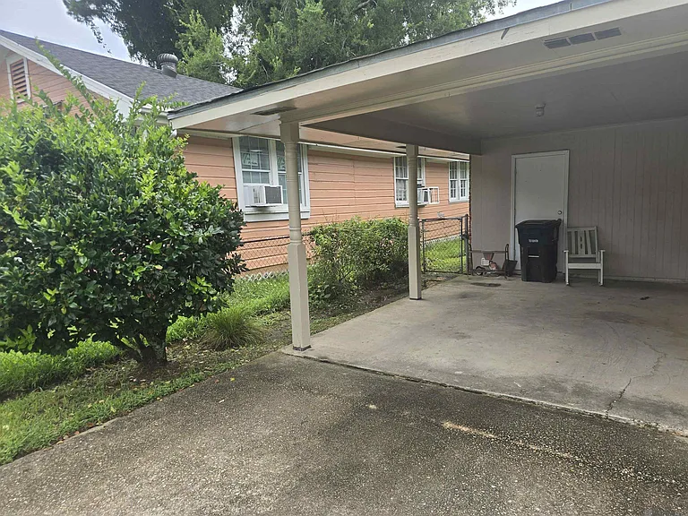2227 Kentucky St — Photo 6