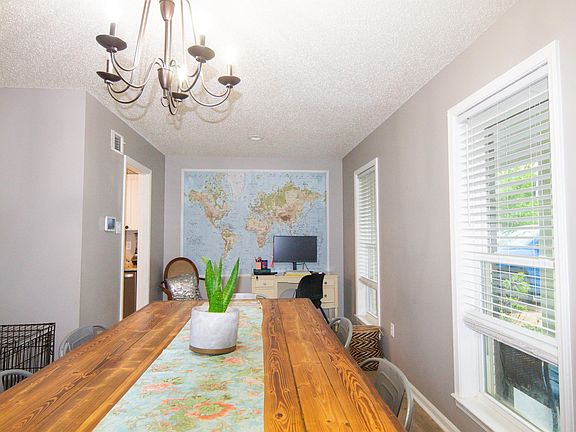 3rd image of 6938 Ash Hill Ln