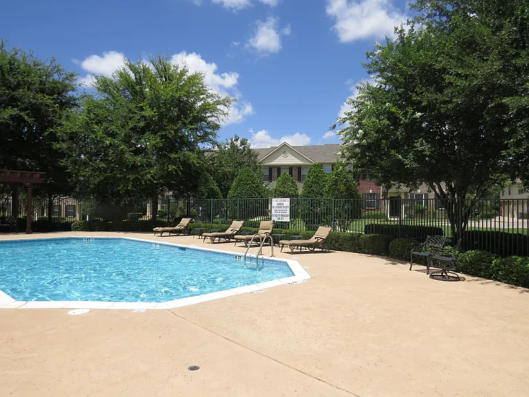 4028 Kyndra Cir — Photo 20