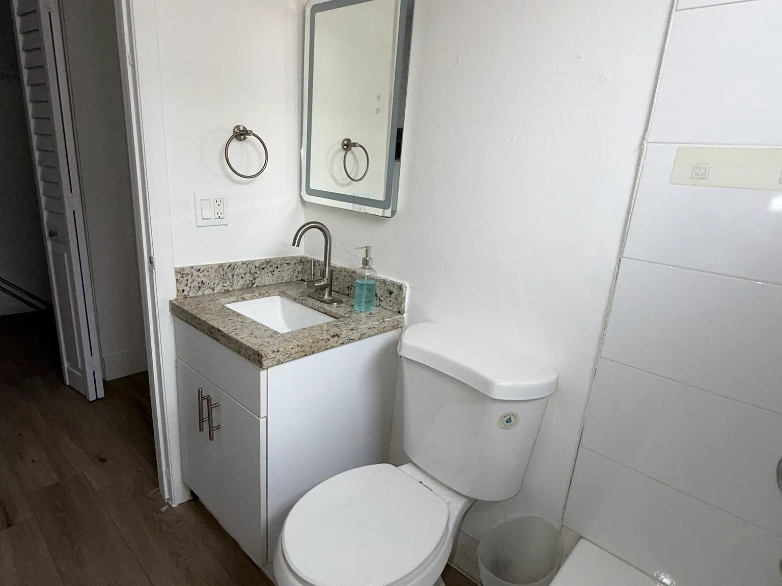 1 bed, 450 sqft, $1,600 — Photo 1