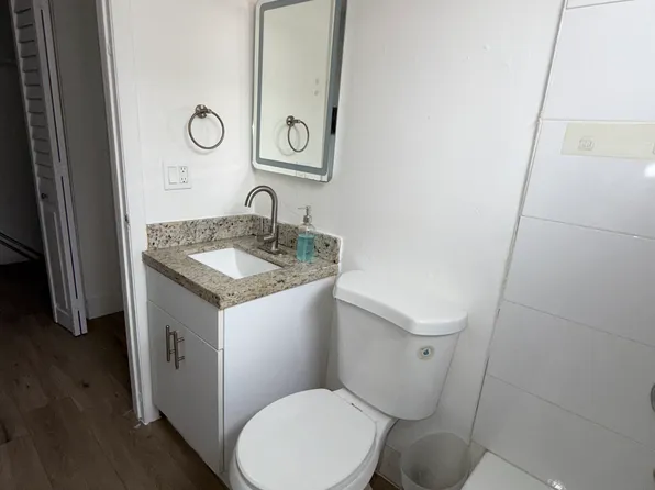1029 SW 5th St, Miami, FL