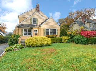 17 Vassar Pl, Scarsdale, NY 10583