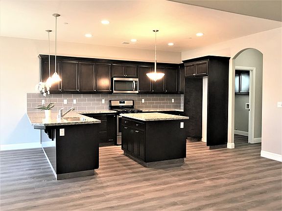 Kitchen with Bar Stool Counter