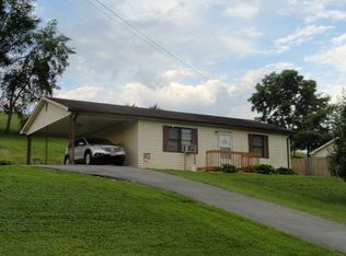 123 Riley Dr, Chilhowie, VA 24319