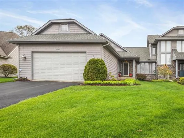 1212 Sanctuary Cir #4B-R, Rockford, IL 61107