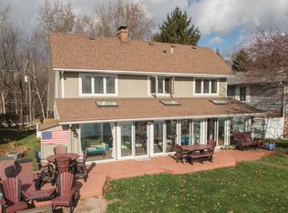 2830 E Shore Dr, Portage, MI 49002