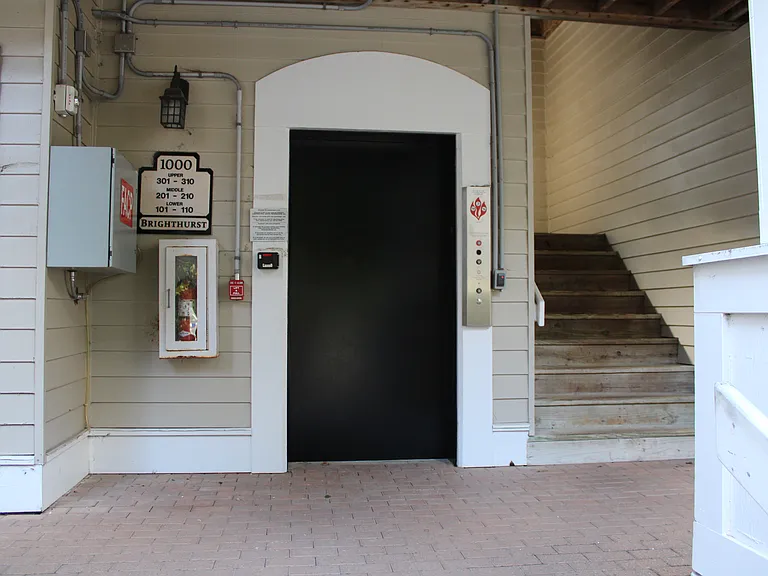 1000 Brighthurst Dr #207 — Photo 17