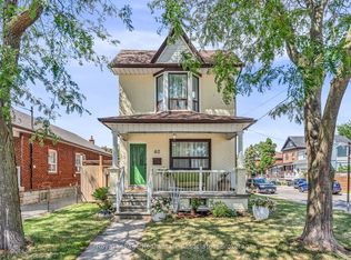 62 Rowntree Ave, Toronto, ON M6N 1R9