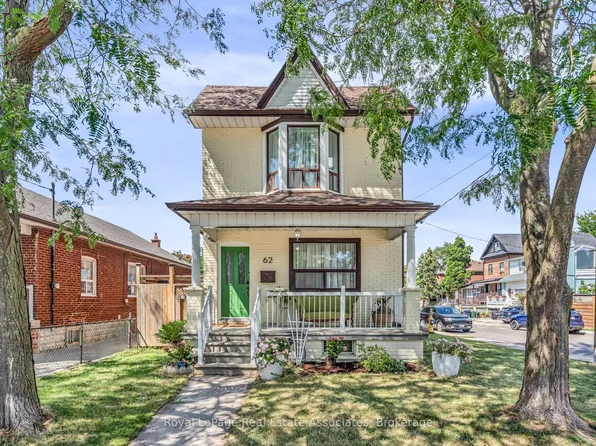62 Rowntree Ave, Toronto, ON M6N 1R9