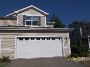 431 N Keswick Ct, Round Lake, IL 60073