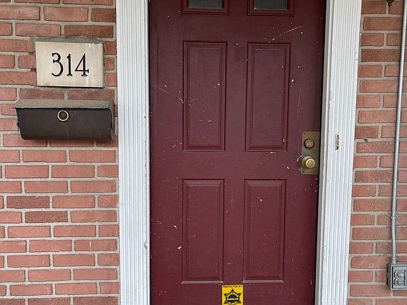 3rd image of 312 E 17th Ave #314