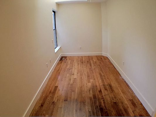 4th image of 1106 De Kalb Ave #1L
