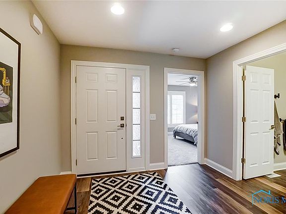 5th image of 1337 Pin Oak Ct