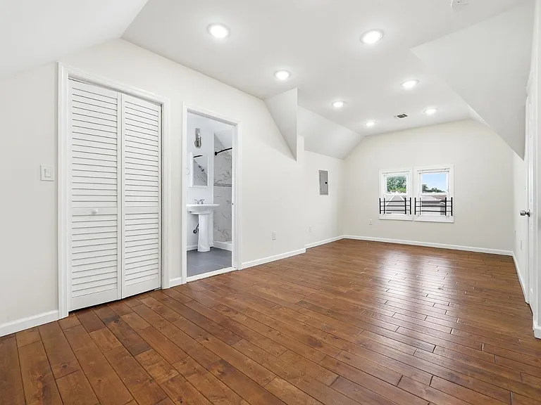 244 Clinton Ave #2 — Photo 8