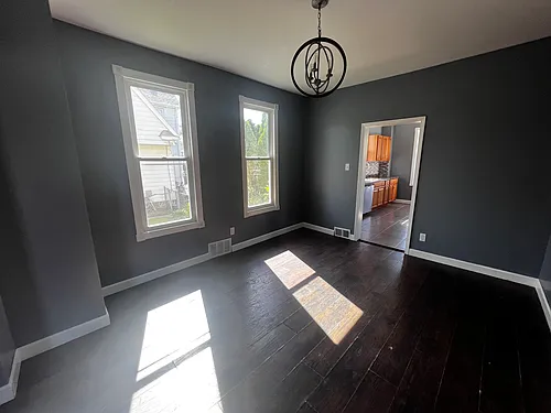 2704 Jackson Ave Photo 1