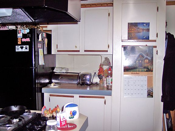 3rd image of 3280 Diana Ave