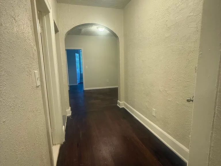 691 Elizabeth Ave #24B — Photo 2