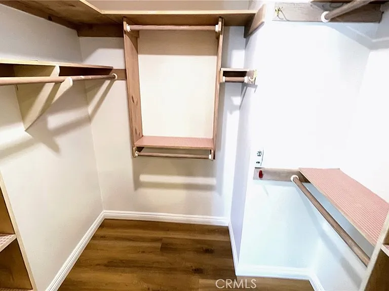 2085 Arbor Cir — Photo 43
