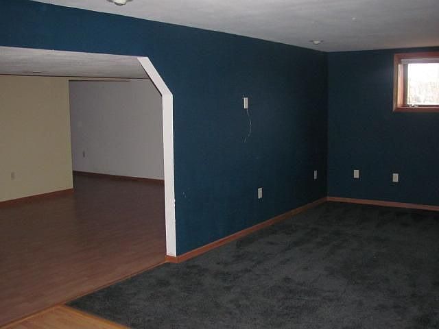 2nd image of 204 Victoria Ct