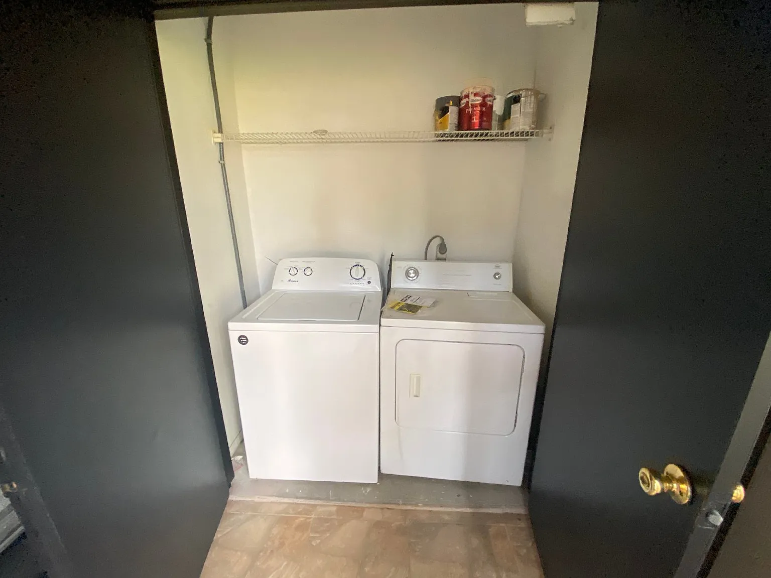 2 bed, 2.0 bath, 912 sqft, $1,350 — Photo 3