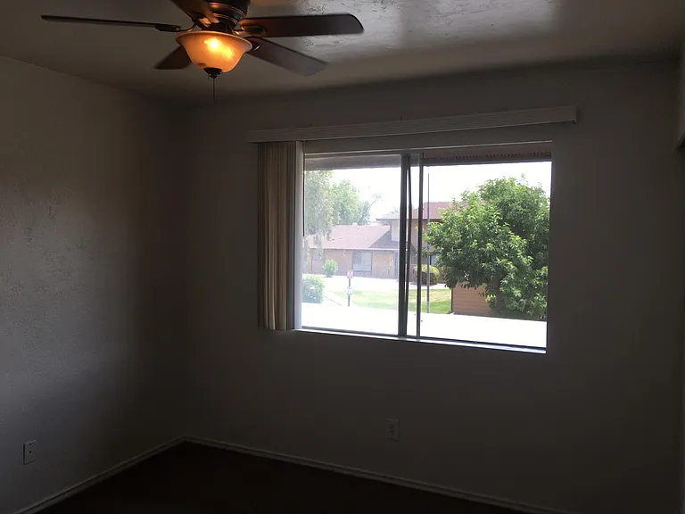 1692 W Village Way — Photo 24