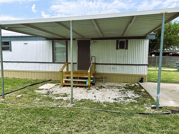 2nd image of 1311 N Snook Ct