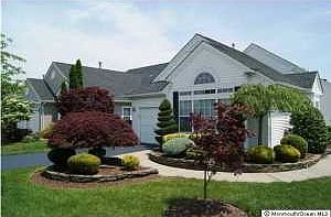 2nd image of 38 Dunrovin Ct