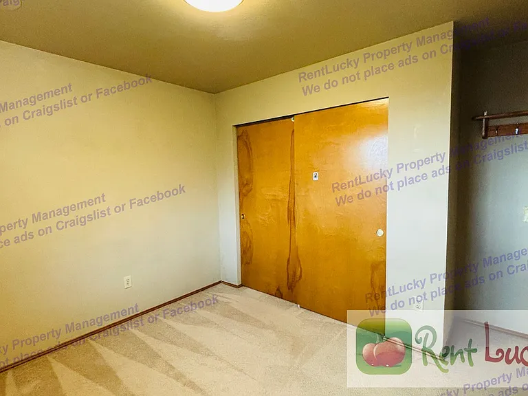 5216 Ridge Dr NE — Photo 29