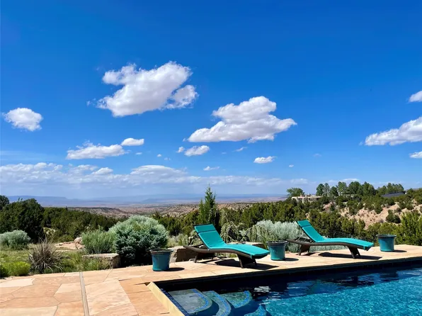35 Vista Hermosa, Santa Fe, NM 87506