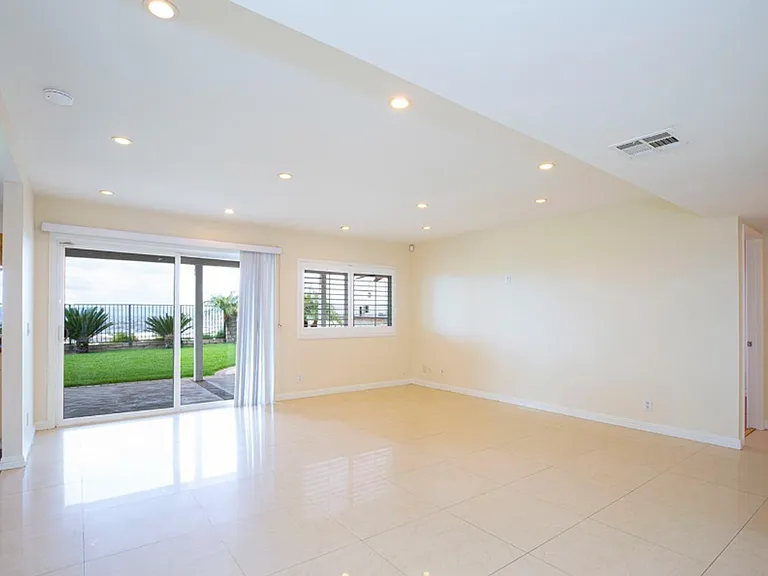 2735 Joaquin Dr — Photo 6