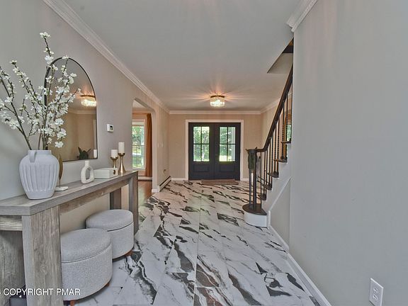 4th image of 609 Sunlite Ln
