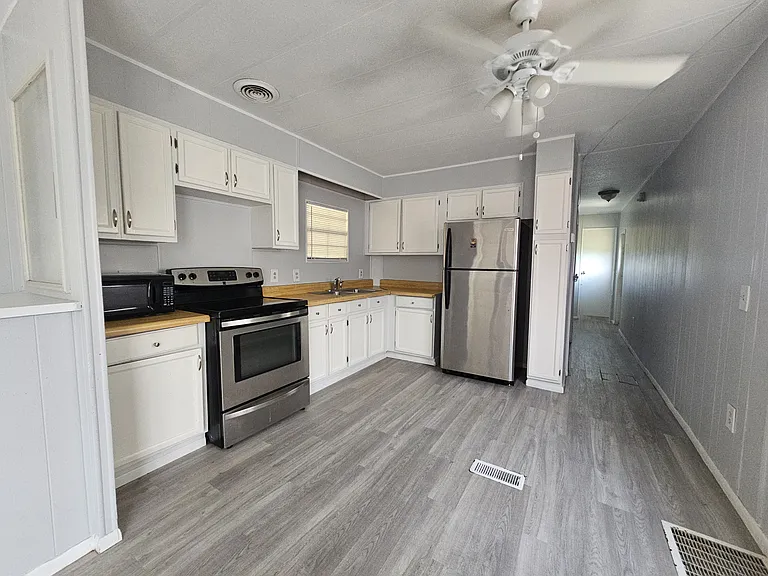 Stainless appliances