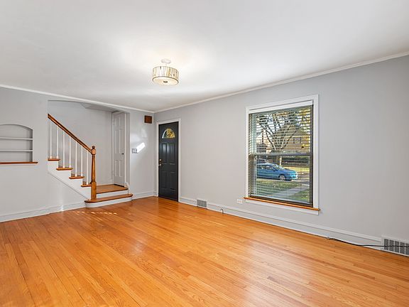 2nd image of 5336 N Osceola Ave
