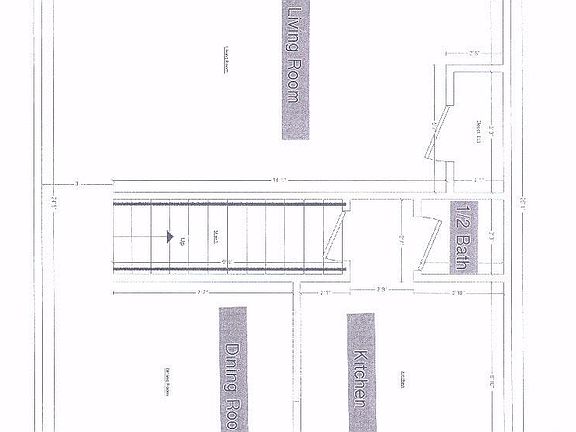 4th image of 36 Hobart Ln #36