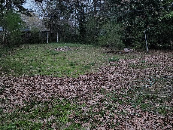 4th image of 522 N Parkway Dr