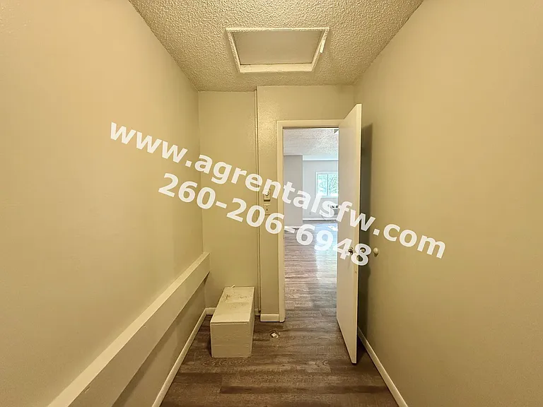 1034 Lewis St — Photo 7