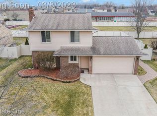 15450 Reeck Rd, Southgate, MI 48195 | MLS #20240026179 | Zillow
