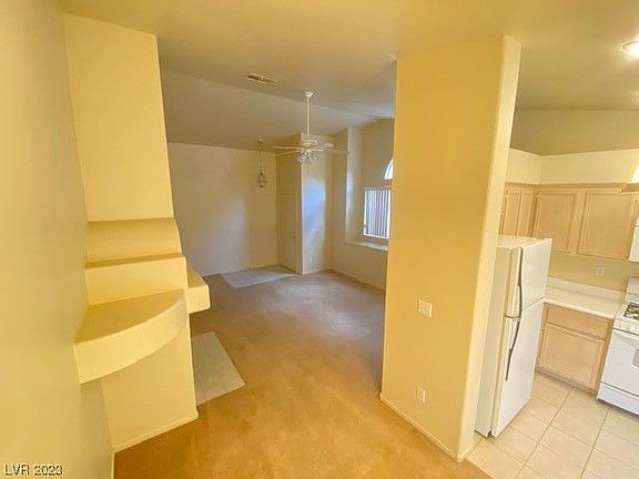 3rd image of 9721 Panorama Cliff Dr
