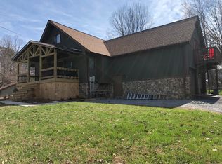 161 Horseshoe Dr, Johnson City, TN 37601