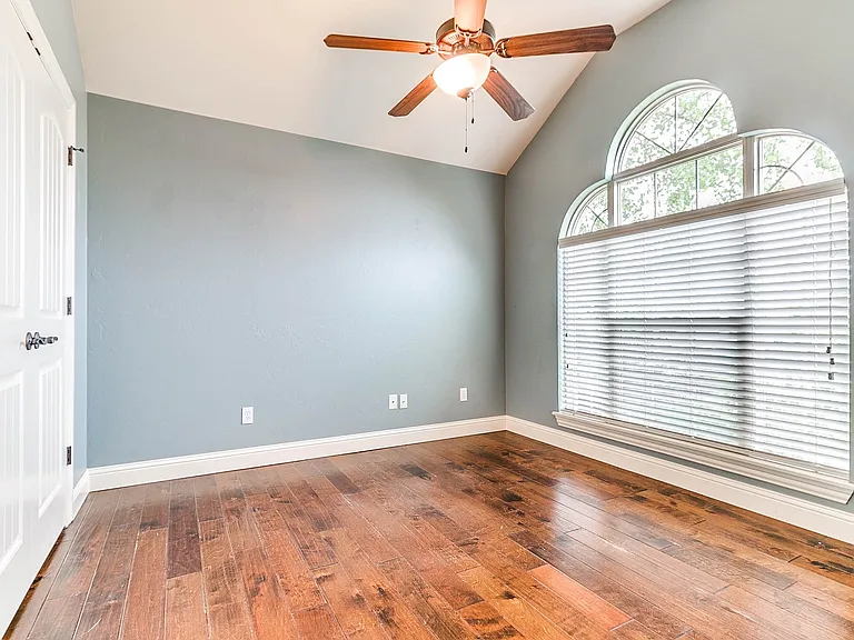 4909 Kelly Lakes Dr — Photo 13