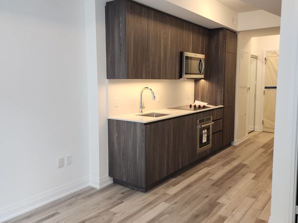 15 Richardson St #308, Toronto, ON M5A 4J9