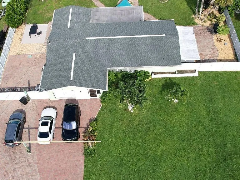 2212 Club House Rd — Photo 4